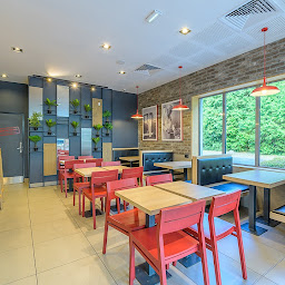 Photo n°9 de KFC Melun à Melun (Restaurant de plats à emporter)