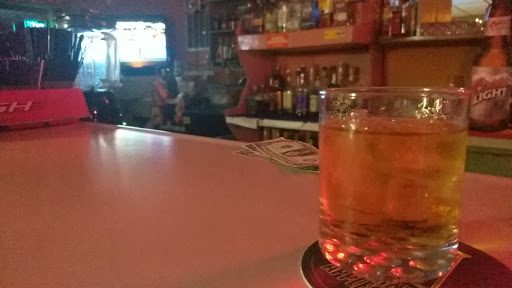 Paramount Liquor & Lounge - Thumbnail