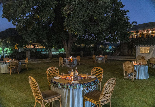 enjoy evening dinner at gardens post image