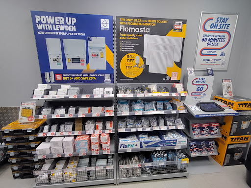 Screwfix Radcliffe - Visual