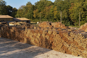 Photo n°1 de Piquet Bois à Ranchot (Fournisseur de revêtements de sol en bois et stratifiés)