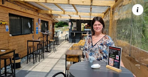 Photo n°3 de Le Hangar à Mailley-et-Chazelot (Bar à vin)