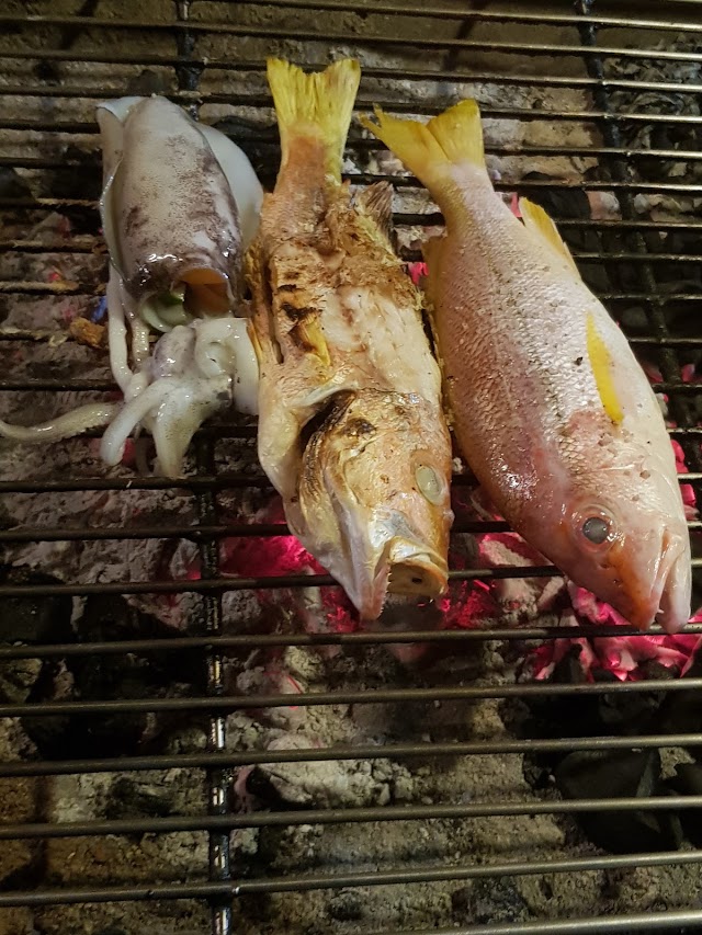 Maa's Grill