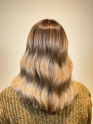 Photo n°5 de Adapt Hair Concept Chablais Parc Annemasse à Annemasse (Salon de coiffure)