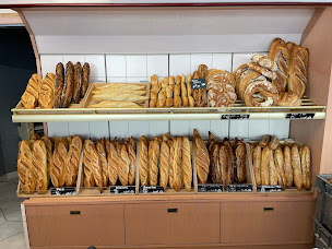 Photo n°15 de Boulangerie Pâtisserie ROSSELOT à Vic-le-Comte (Sandwicherie)