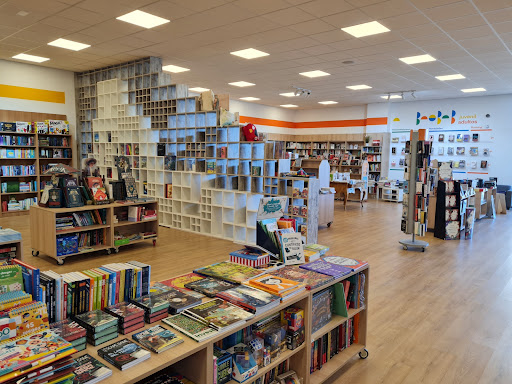 Baobab Libros - Juegos Sevilla Aljarafe