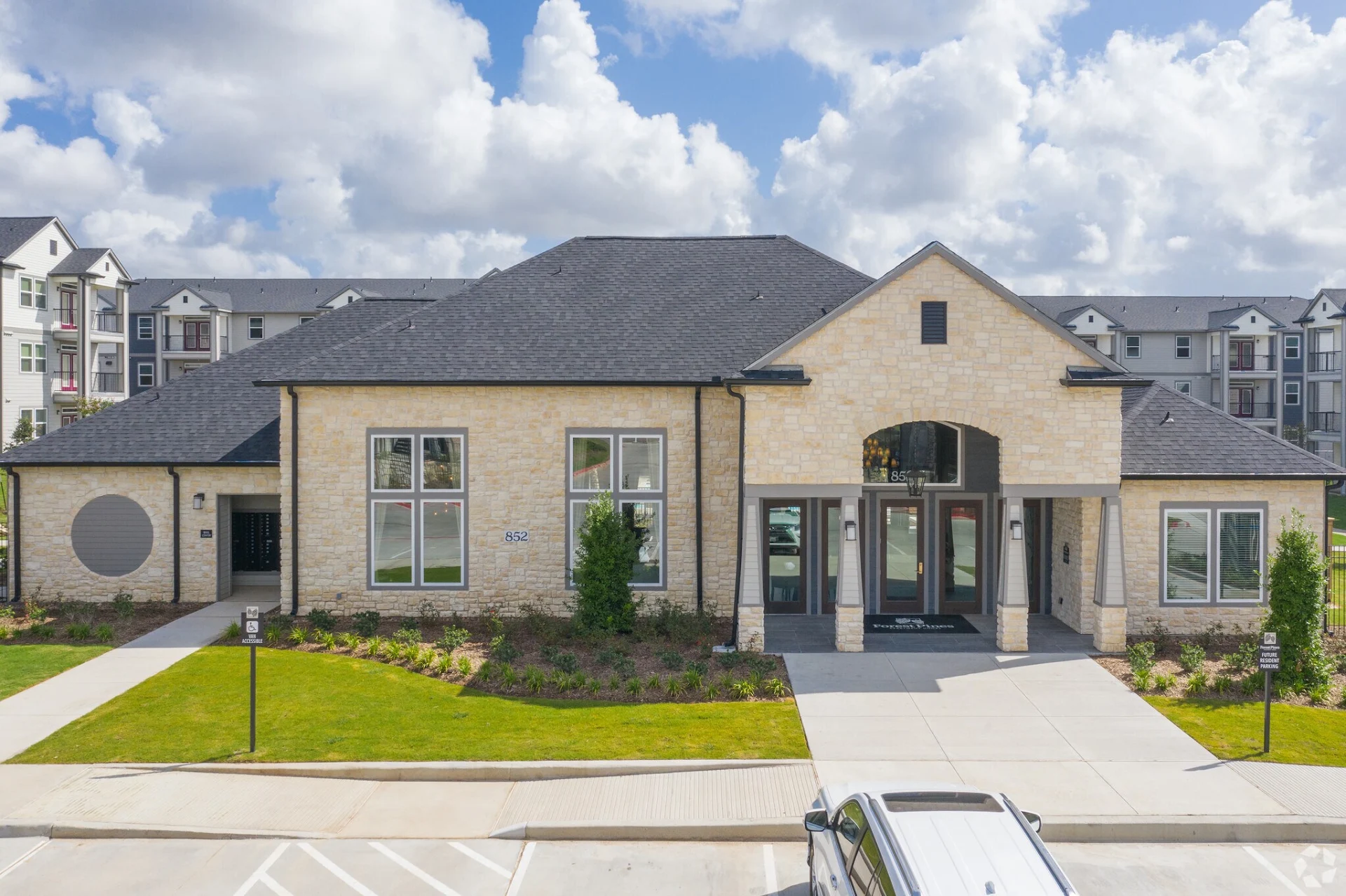Forest Pines Apartments