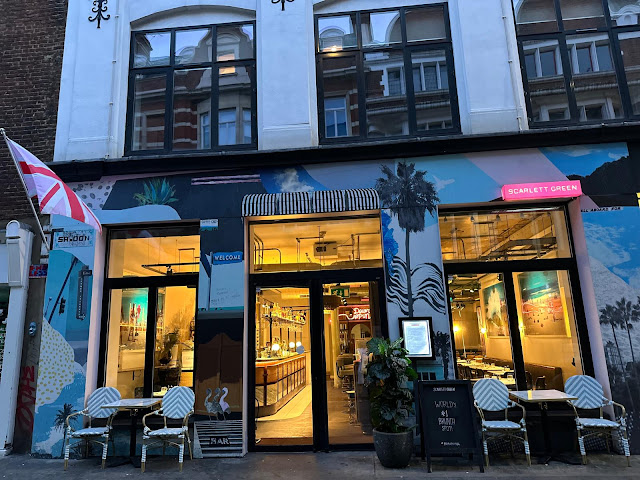 Scarlett Green by null