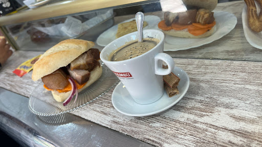 Cafetería Chapinal - Visual