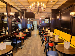 Photo n°9 de Le P'tit Wagram à Paris (Restaurant végétarien)