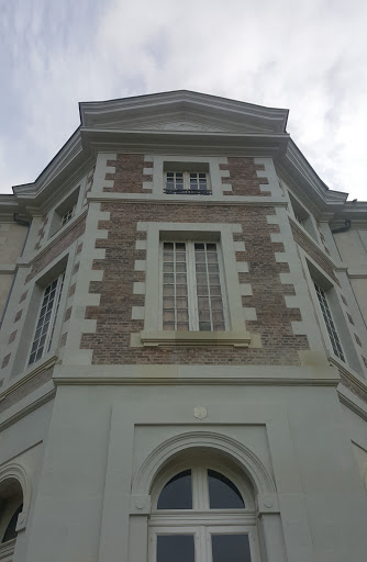 Château de la Roche-Noyant - Thumbnail