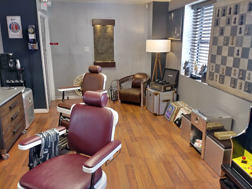 Santa's Dominican Beauty Salon - Thumbnail