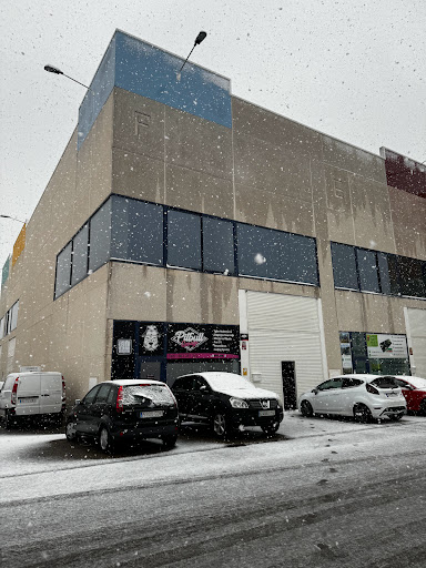 Pitbull Garage - Thumbnail