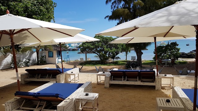 R beach club Mont Choisy