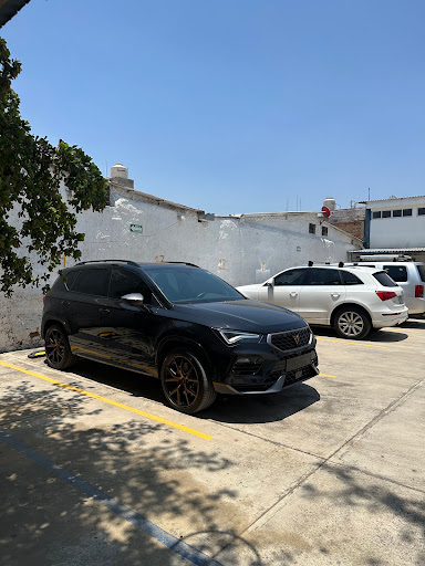 Estacionamiento LP - Thumbnail