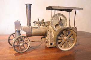 Photo n°4 de La Goutte d'Or à Montaren-et-Saint-Médiers (Magasin d'antiquités)