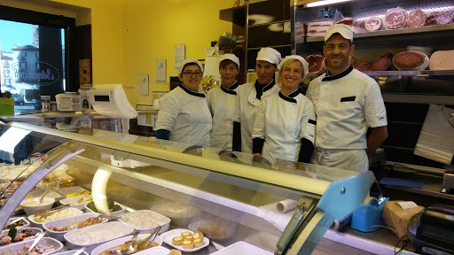 la bottega dei gusti s.n.c. - Italy