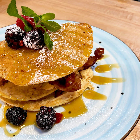 Lachele's Fine Foods by null