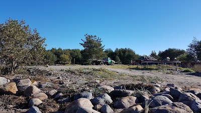 Photos of M&otilde;lgi k&auml;mping