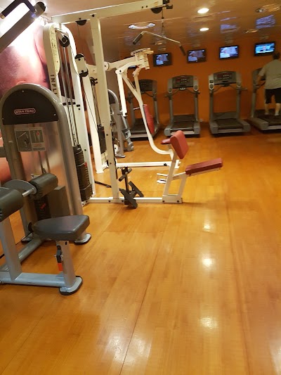 Photos of Lifeline Wellness Khalidiya 1