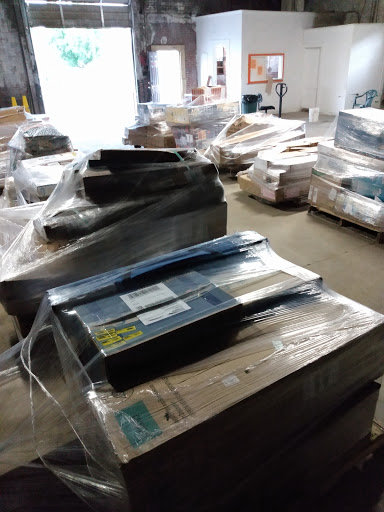 Bryants Deals Pallet Liquidation Warehouse llc - Thumbnail