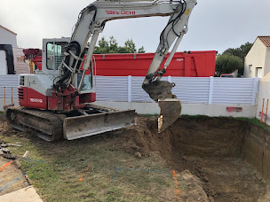 Photo n°17 de Brunelière TP à Beaufou (Service d'assainissement)