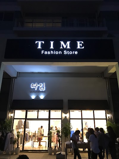 Photos of TIME Fashionstore