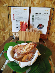 Photo n°28 de Loaf Banh mi Corner à Paris (Restaurant vietnamien)