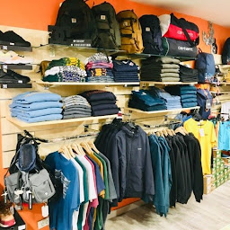 Photo n°6 de Habits&Vous à Les Pieux (Magasin de vêtements pour femmes)