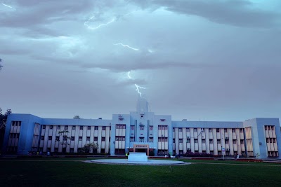 Photos of Rajshahi University Admin Building-1