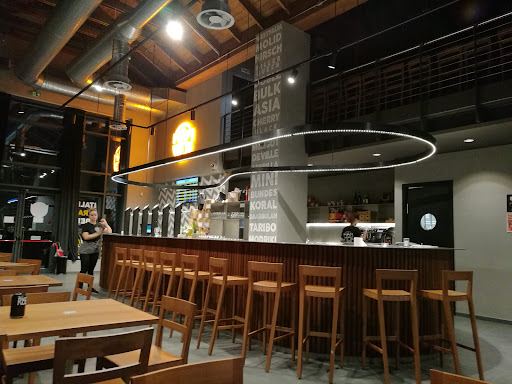 Hammer Pub - Visual