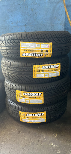 Leal's Tire's Of Clewiston Gallery - United States