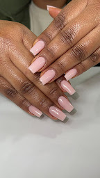 Photo n°27 de NINI BEAUTY à Asnières-sur-Seine (Salon de manucure)