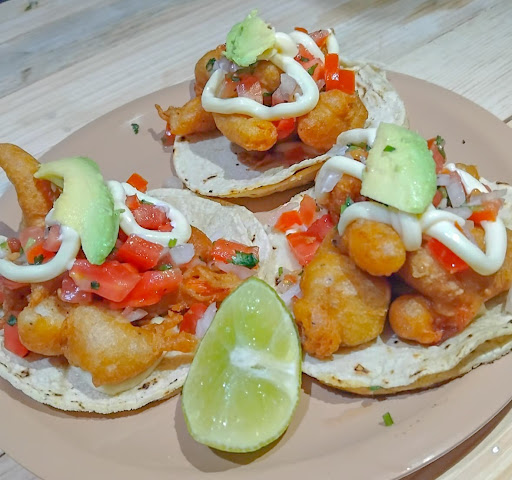 Miau,s paraiso -tacos de camarón- ceviches - tostadas