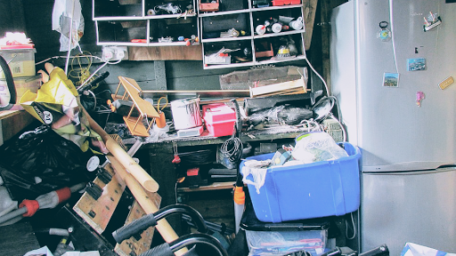 Räumung und Entrümpelung Klansupha