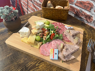 Photo n°2 de Vintage Art Compagnie à Gonfreville-l'Orcher (Salle de concert)