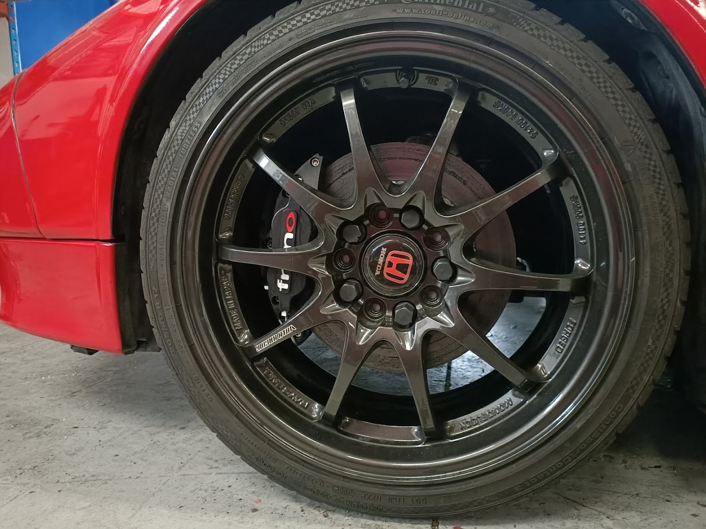 Castrol Service CHS Racing Automotive
