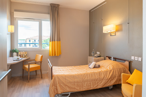 Photo de Ehpad Korian Les Luberons à Peyrolles-en-Provence (13860)