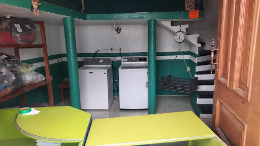 Lavanderia "Casa Cerrillo"