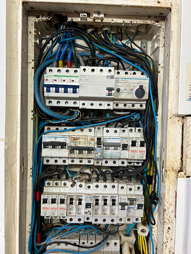 Electrick - Emergency Electrician & Renovations 24/7 - Marbella Gallery - Spain