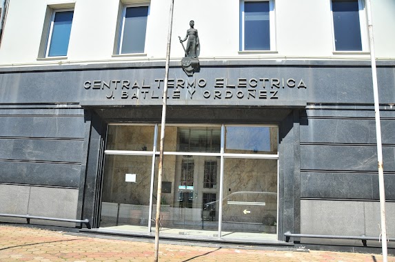 Central Termoeléctrica José Batlle y Ordóñez, Author: Rodrigo Gonzalez Jorquera