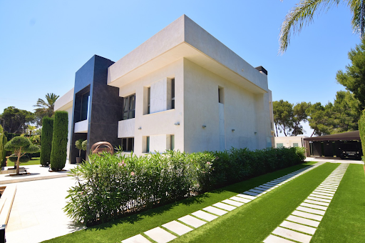 Inmobiliaria Carmen Vara
