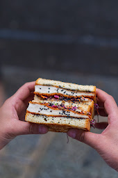 Photo n°83 de Yabaï Sando à Paris (Sandwicherie)