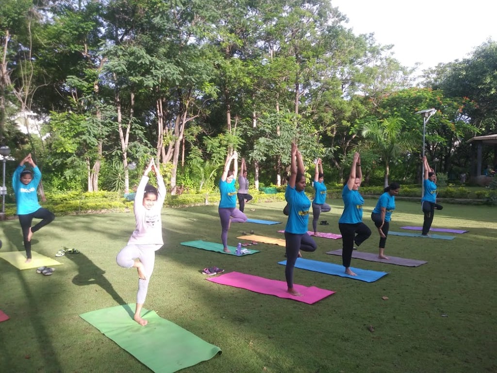 Stay Fit Clinic Dr Poonam Deshmukh