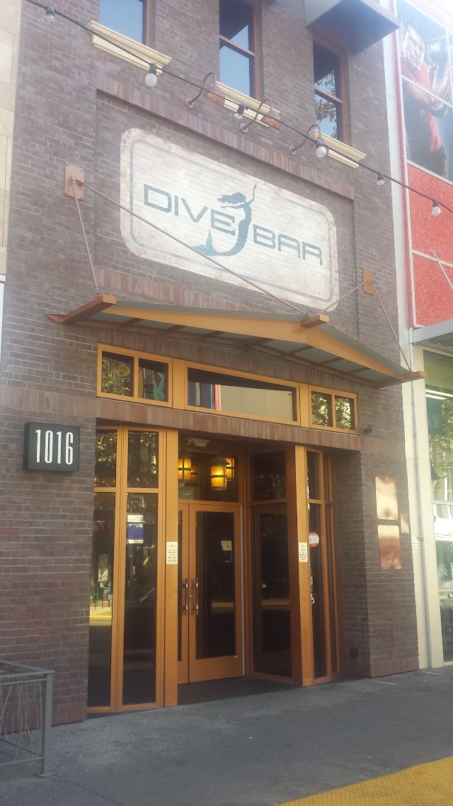 Dive Bar