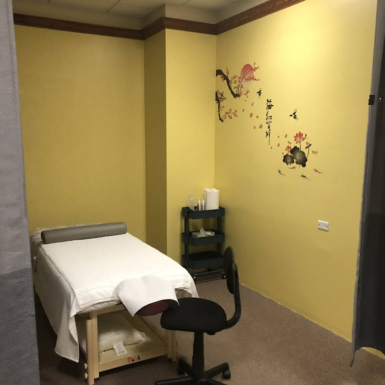 Massage Oriental Massage Therapist In Downtown Iowa City