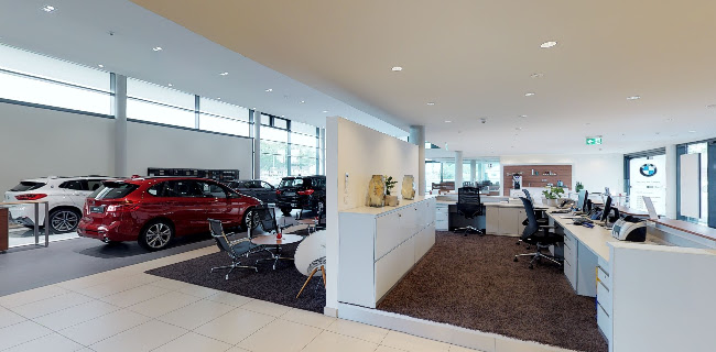 Kommentare und Rezensionen über ahg Autohandelsgesellschaft mbH, BMW und Kia Vertragshändler, MINI Partner - ehemals Autohaus Märtin