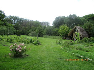 Photo n°4 de Le Madriniacus camping pour randonneurs cyclistes ou pédestres à Marigny-le-Cahouët (Terrain de camping)