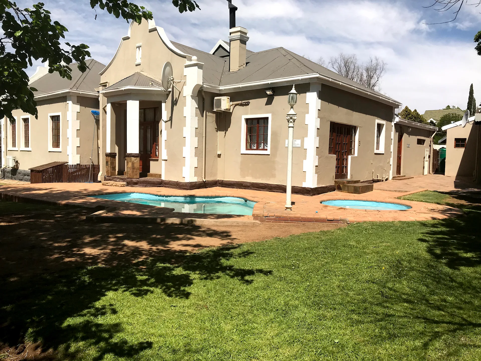 Rose of Sharon Bed and Breakfast Conference Centre