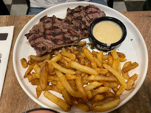 Pépé & Mémé Restaurant - Thumbnail